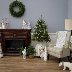 Clearance 4.5 ft. Dunhill Fir Tree Full|Unlit