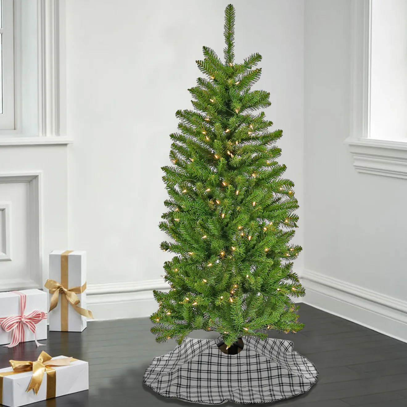 Hot 4.5 ft. Pre-Lit Kingswood Fir Pencil Tree with Clear Lights Pencil Slim|Pre-Lit