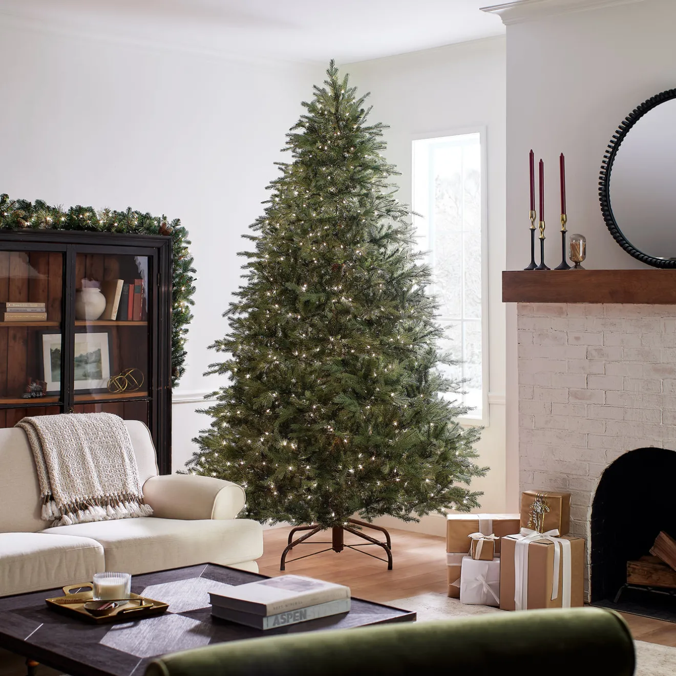 Sale 9 ft. Pre-Lit Nordic Spruce Medium Tree with Clear Lights Full|Pre-Lit