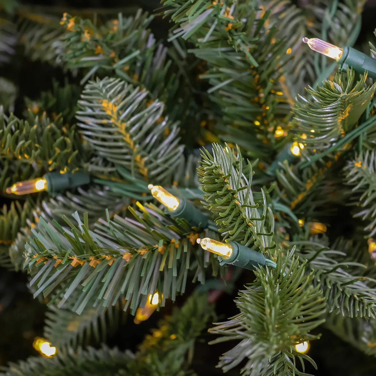 Best 10 ft. Pre-Lit Norway Spruce Hinged Tree with Warm White LED Lights Pre-Lit|Slim