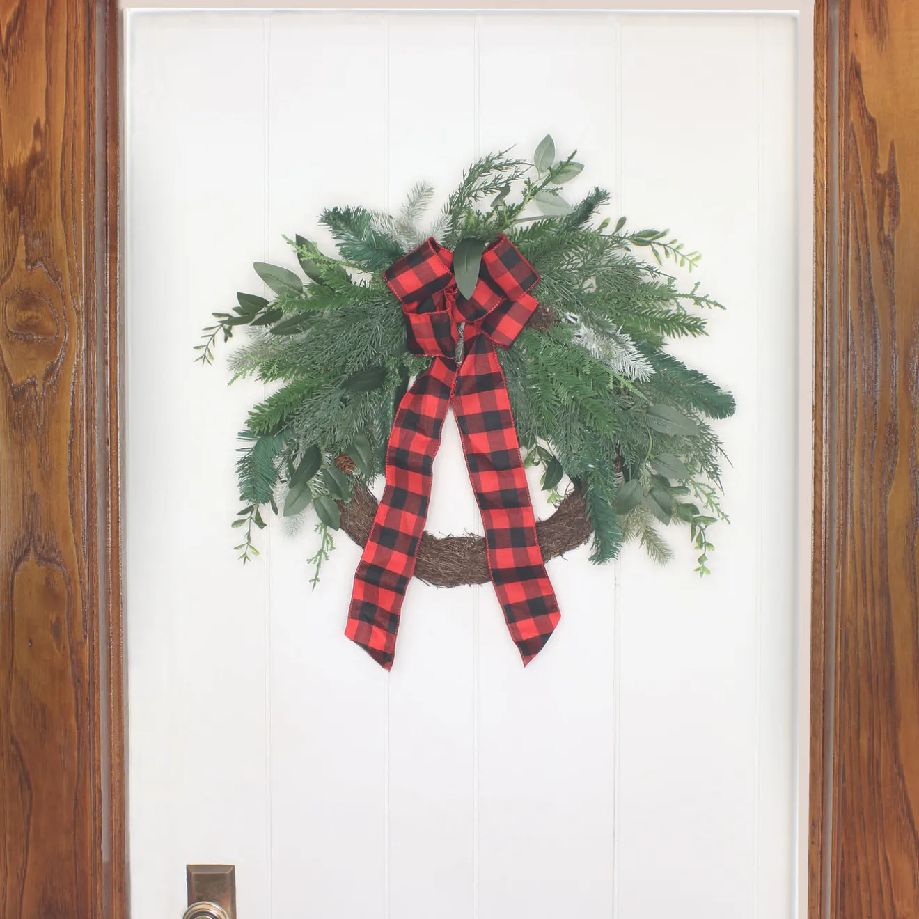 Clearance 22 in. Mixed Pine and Bow Decorated Wreath Unlit Christmas Wreaths|21-24 Inch Christmas Wreaths