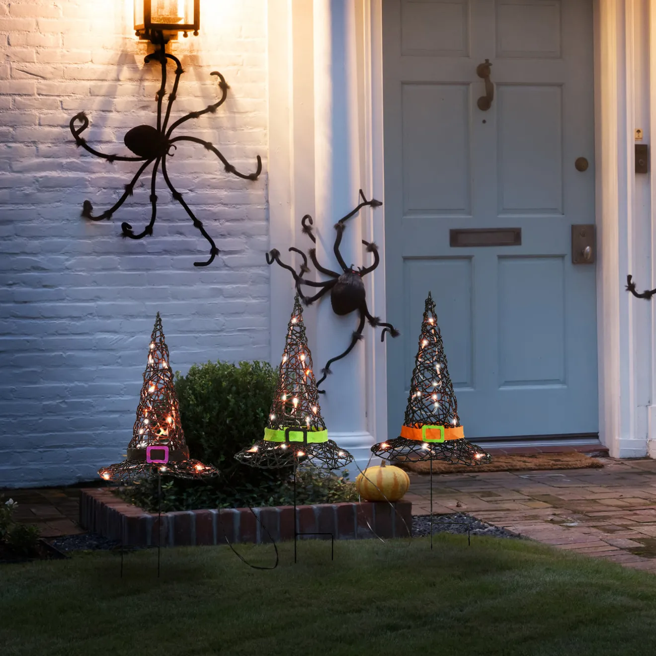 Discount 23 in. Halloween Pre-Lit Black Witchs Hat Garden Stakes Outdoor Decorations