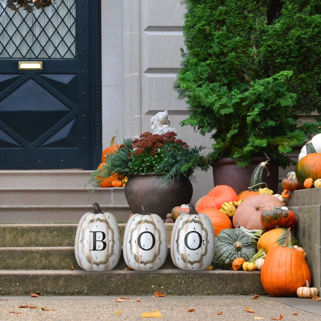 Best 13 in. Halloween White Pumpkin BOO Sign Decoration Outdoor Decorations