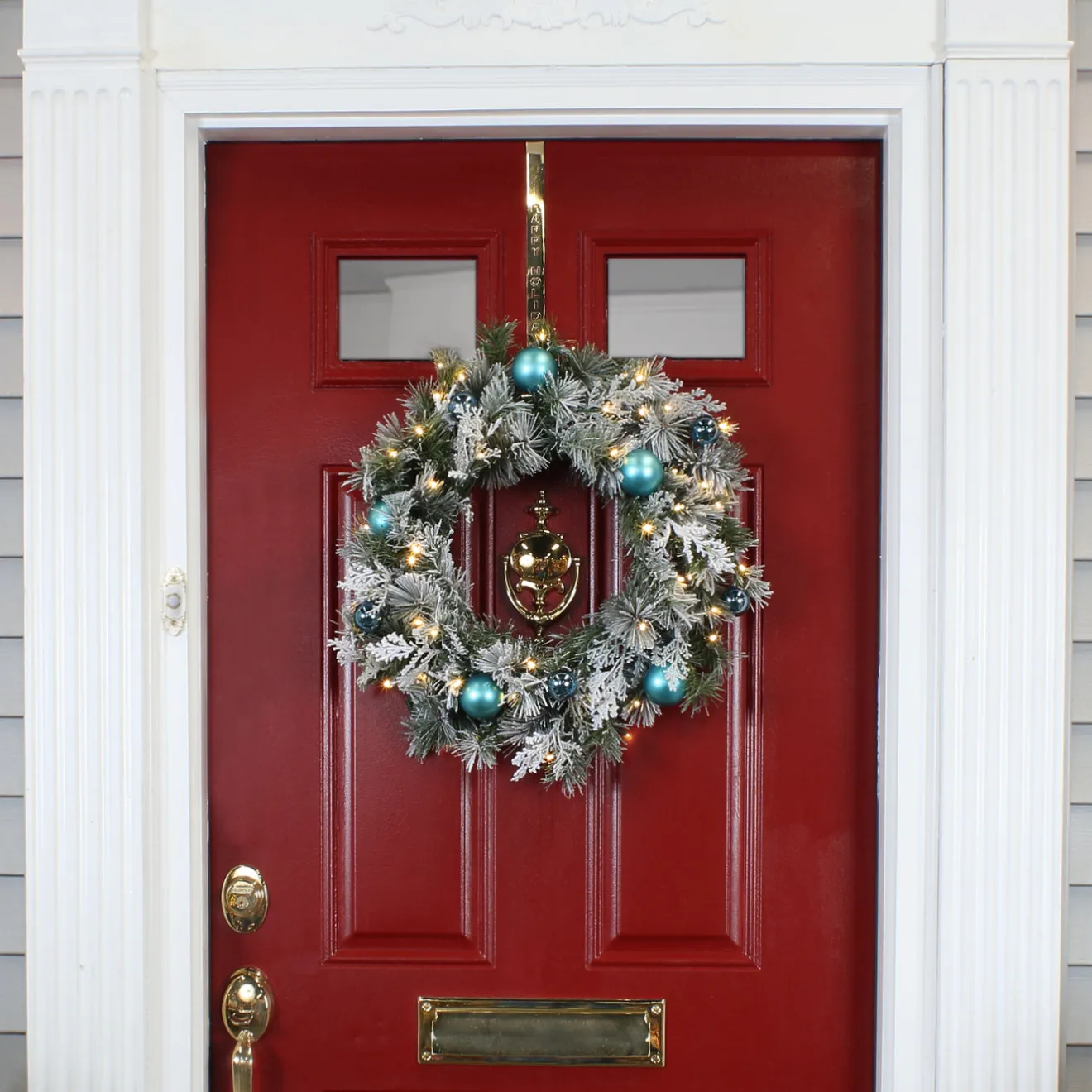 Outlet 24 in. Pre-Lit Tinkham Pine Wreath with LED Lights Pre-Lit Christmas Wreaths|21-24 Inch Christmas Wreaths
