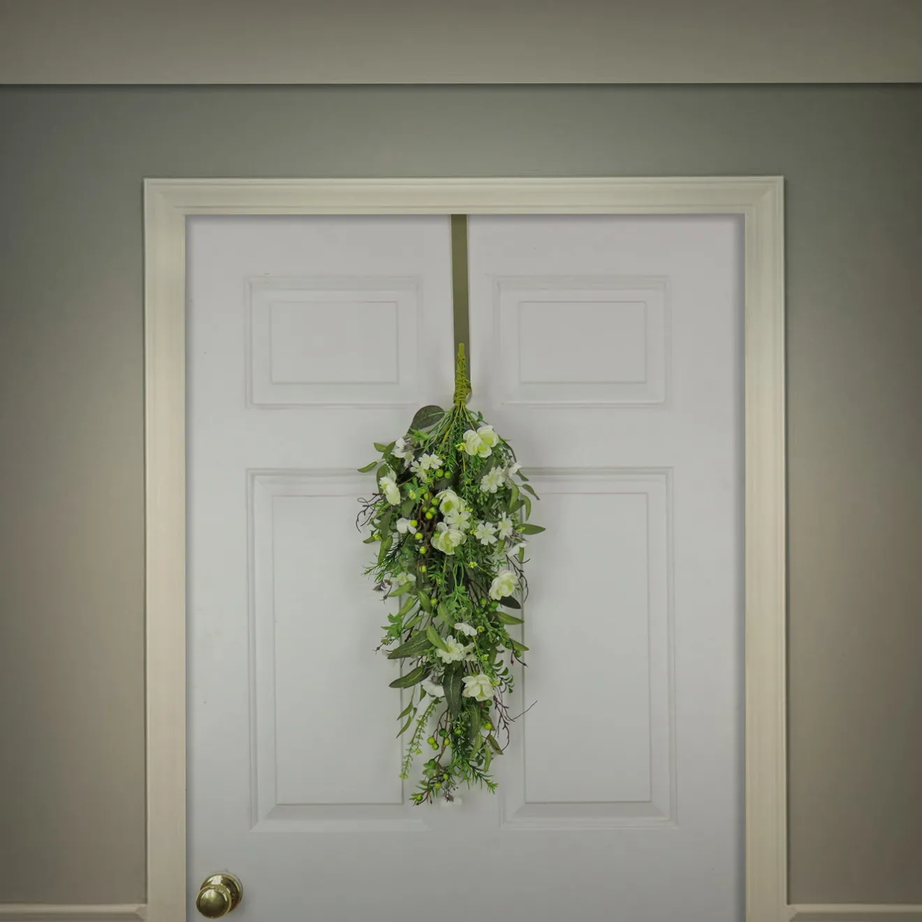Hot 28 in. Spring Teardrop Wall Hanging Decoration with Flower Blooms, Berries, Leafy Greens Hanging Plants