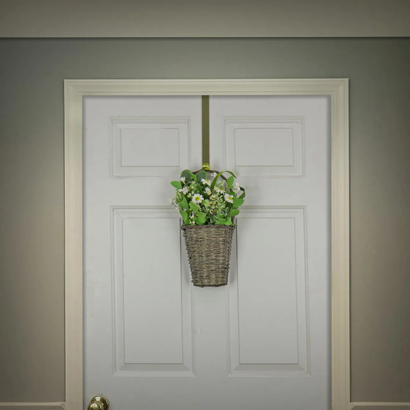 18 in. Spring Wall Hanging Baske with Daisy Flowers, Berries, Leafy Greens Wreaths