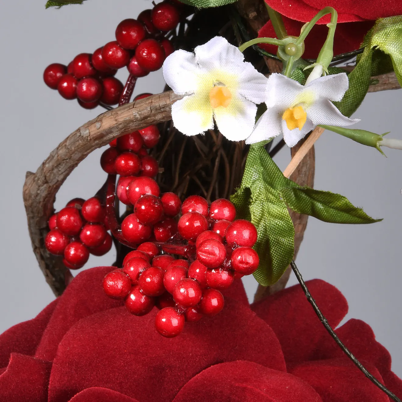 20 in. Valentine's Floral Heart Red Roses Wreath Wreaths